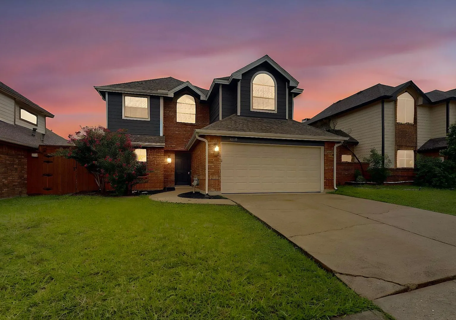 Renovation in Carrollton Ready For Move-In — Photo 2