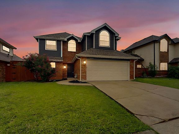 2nd image of 2410 Brooke Ct