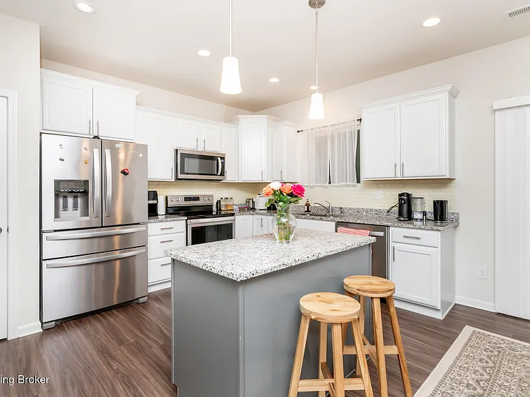 6411 Colome Dr — Photo 8