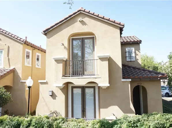 1372 McFadden Dr, Fullerton, CA 92833