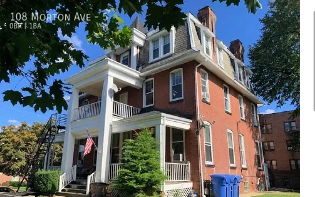 108 Morton Ave — Photo 2
