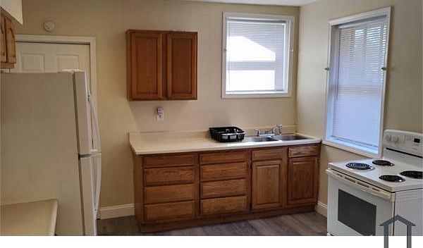 1st image of 5764 Vivian Ave Floor 2