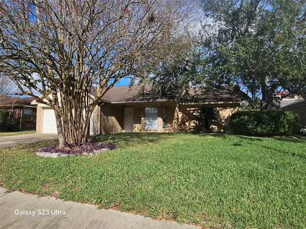 6715 La Puente Dr, Houston, TX 77083