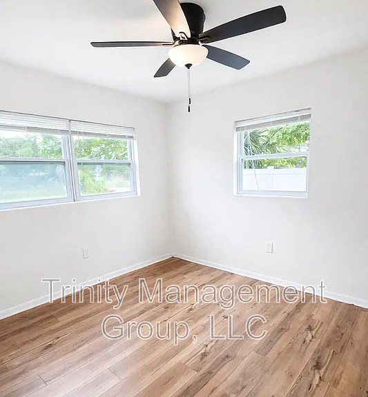 7131 Carlow St — Photo 21