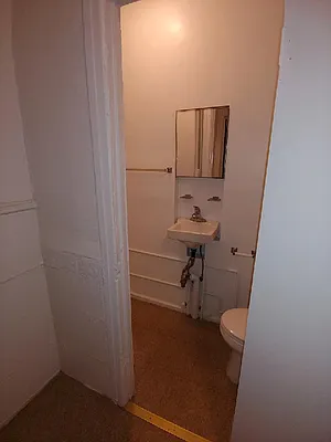 Rented by Manhattan Best Realty, Inc. | media 17