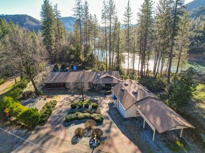20216 Lakeview Dr, Lakehead, CA, 96051