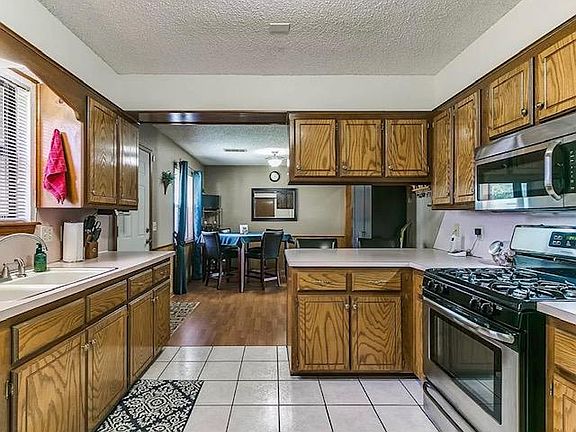 2nd image of 1200 SW 99th Ter