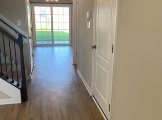 131 Cavalier Dr, Jacksonville, NC 28546