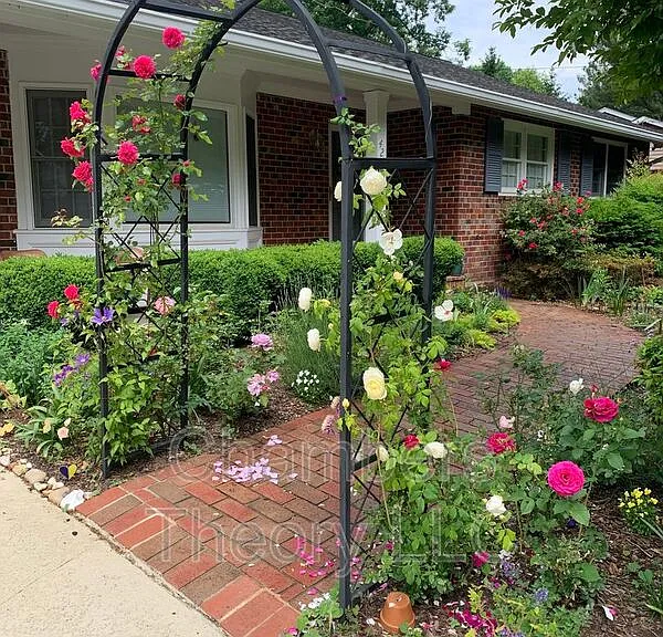 4216 Worcester Dr — Photo 2