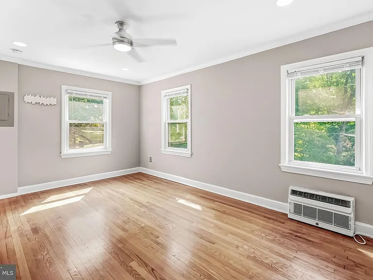 7300 Flower Ave #3 — Photo 5