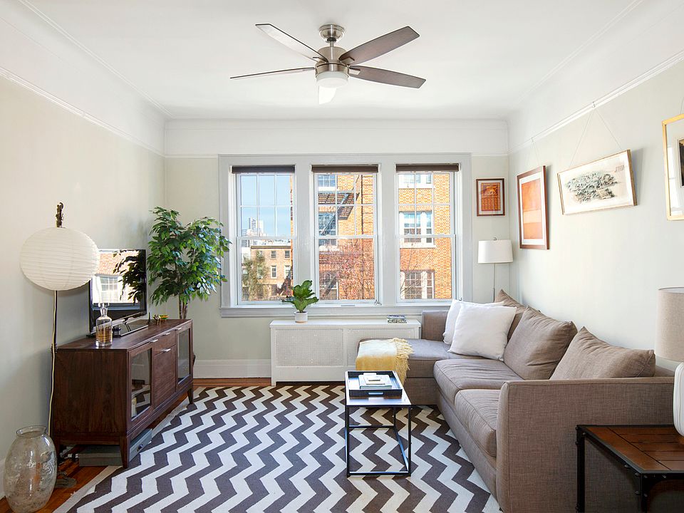 1st image of 218 Lincoln Pl APT 5A