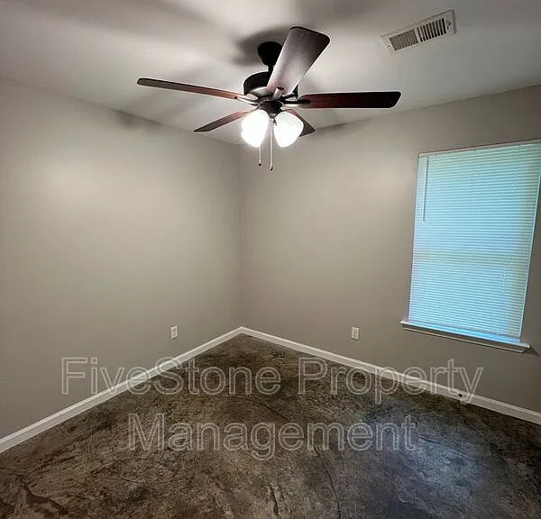 3805 Lake Park Cv — Photo 6
