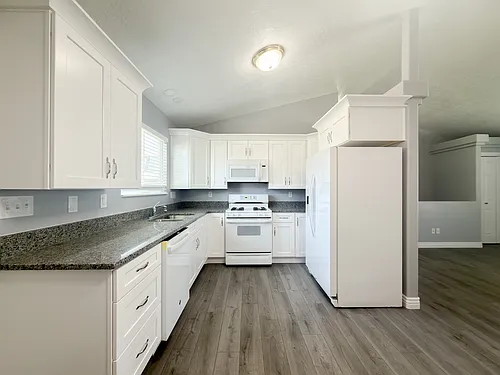 1287 S 360 W Photo 1