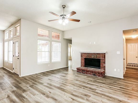 5th image of 7026 Lo Chalmers Ln