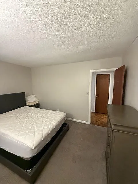 3614 Heathrow Dr - 3614 Heathrow Dr, RM2 — Photo 3