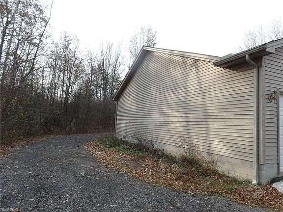 5th image of 750 Breezewood Ln