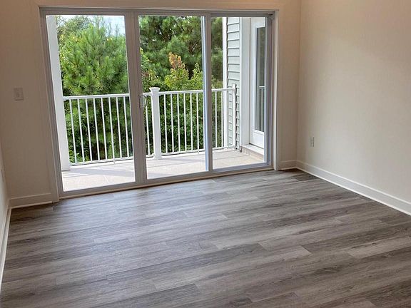 5th image of 33530 Old Salt Ln #1207