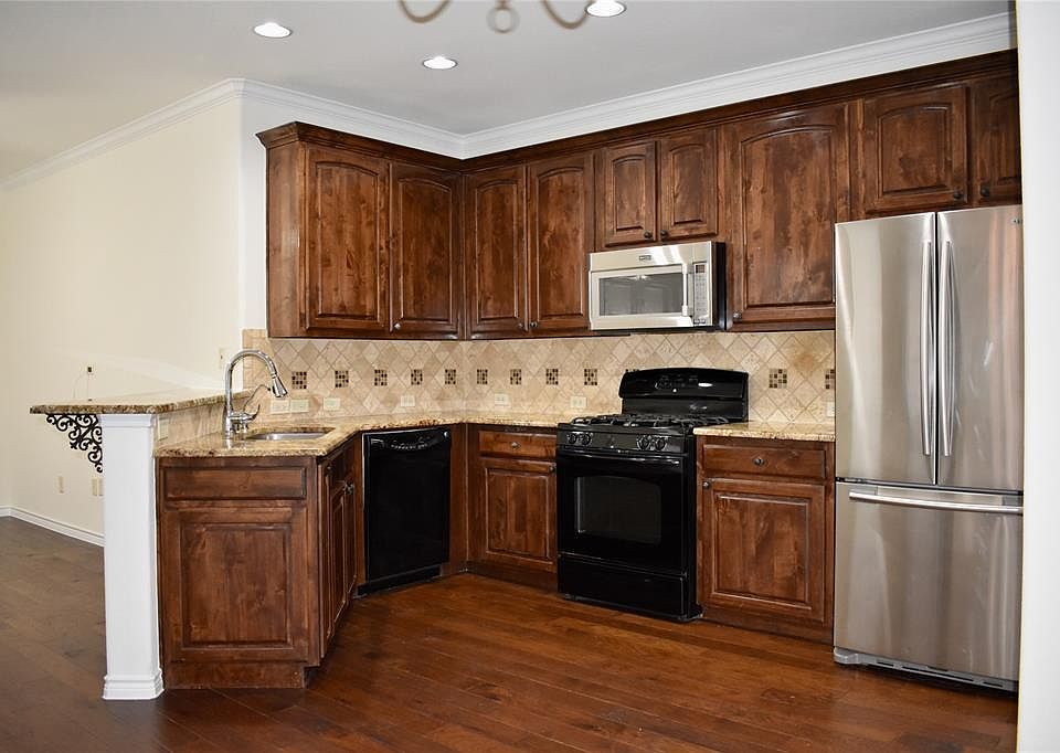 1st image of 4900 Stray Creek Ln