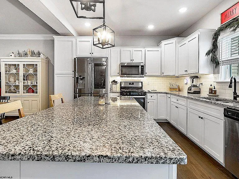 212 Red Oak Ln #212 — Photo 9