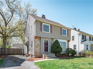 3842 Silsby Rd, University Heights, OH 44118