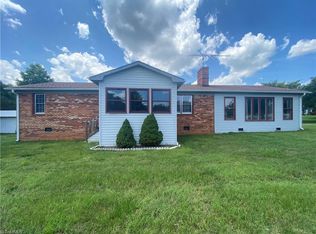 704 Bailey Rd, Winston Salem, NC 27107