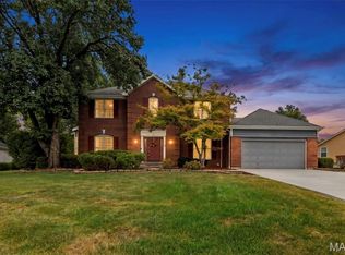 11 Silver Leaf Ct, Lake Saint Louis, MO 63367