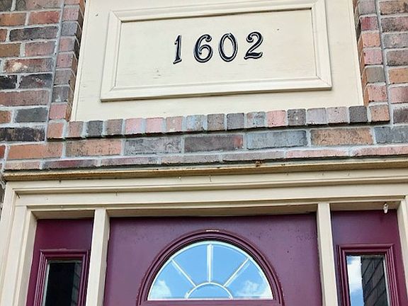 2nd image of 1602 Loblolly Ln