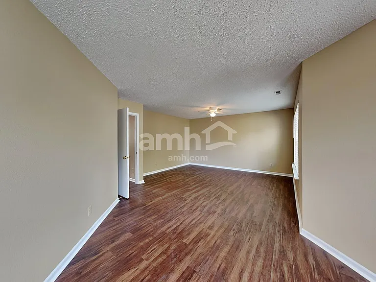 7582 Royal Fern Ln — Photo 11