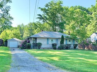 1190 Westover Dr SE, Warren, OH