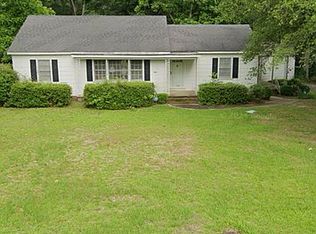 1715 Old Bay Springs Rd, Laurel, MS 39440