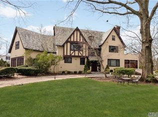 131 Piermont Ave, Hewlett, NY 11557