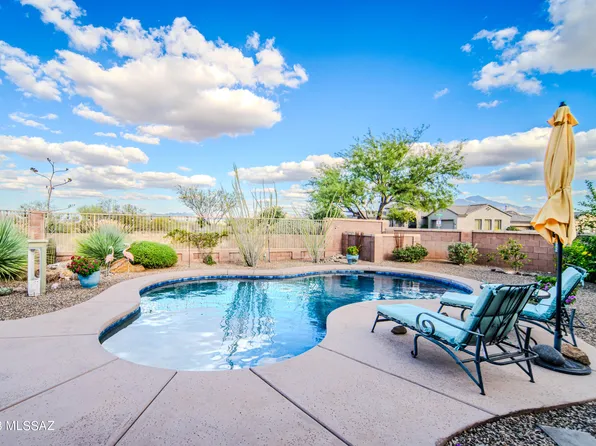 2432 W Bassett Peak Dr, Green Valley, AZ 85622