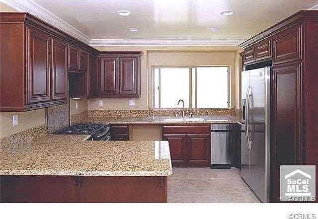 1st image of 2354 Molino Ave