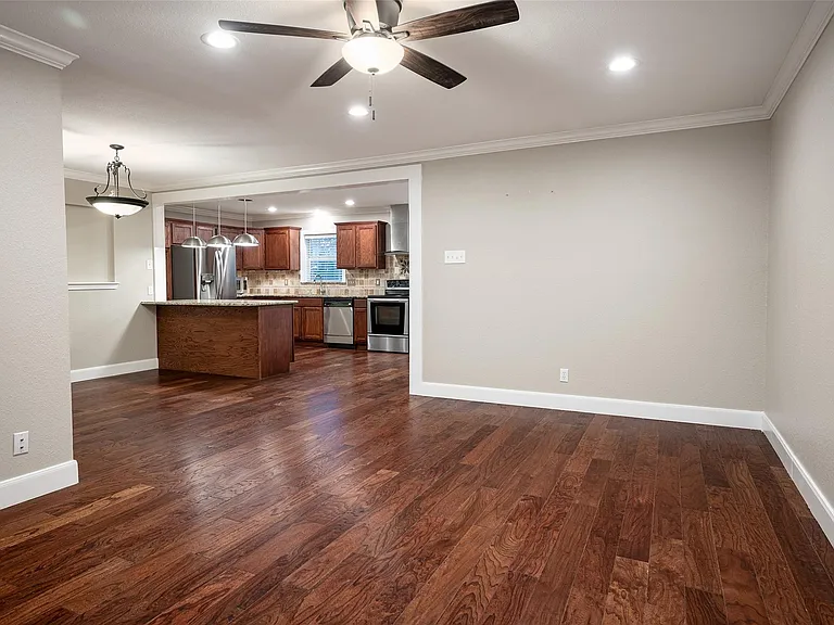 11702 Lochwood Blvd — Photo 12