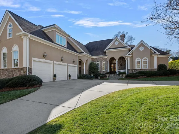 104 Lazenby Dr, Fort Mill, SC 29715