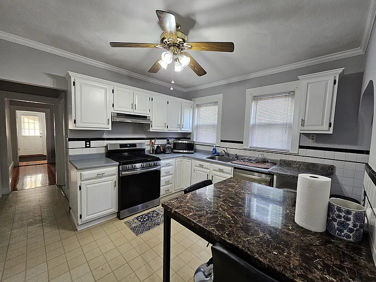 15 New Hampshire Ave #2 — Photo 18