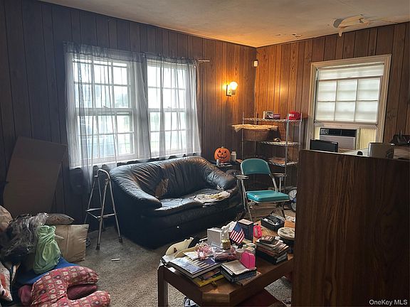 4th image of 304 Lorraine Street