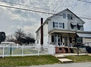 320 N 2nd St, Frackville, PA 17931