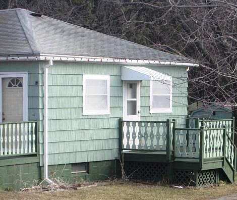 2nd image of 2734 S Waverly Hwy