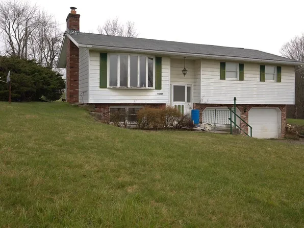 56065 Woodrow Ln, Cumberland, OH 43732