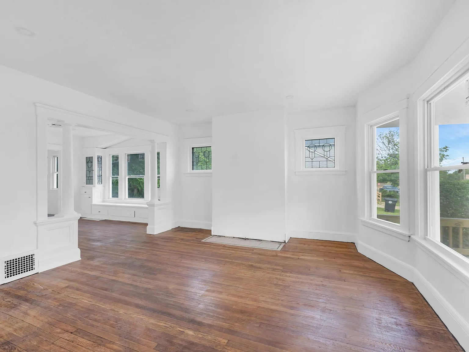 3 bed, $1,500 — Photo 4
