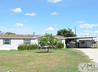 3655 Wosnig Rd, Marion, TX 78124