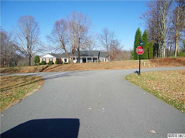2nd image of LOT 2 Quinlan Ln Lot 2