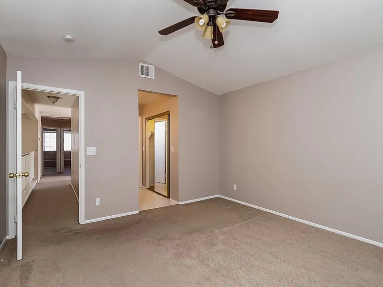 60 Fantasia Ln — Photo 8