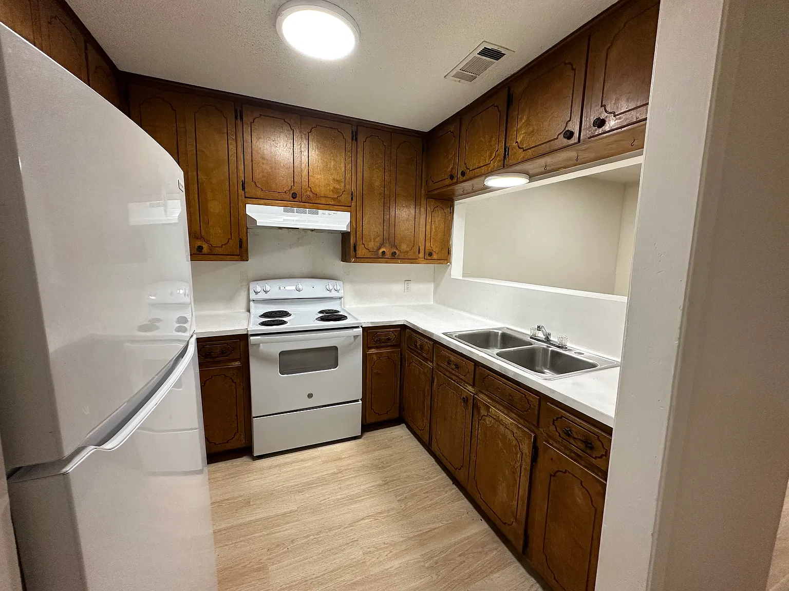 2 bed, $1,150 — Photo 3