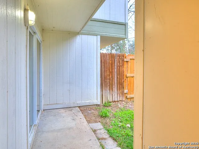 100 Lorenz Rd #1504 — Photo 42