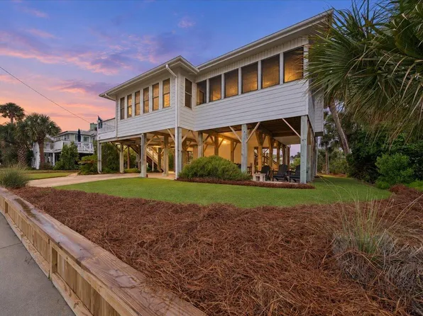 505 Palmetto Blvd, Edisto Island, SC 29438