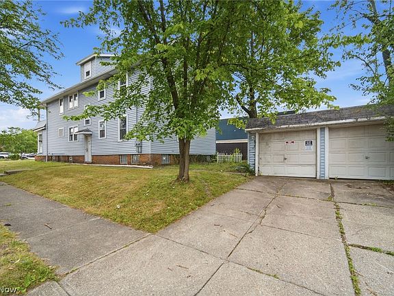 3rd image of 1776 S Taylor Rd