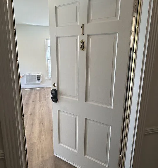 137 S Crescent Dr #1 — Photo 11