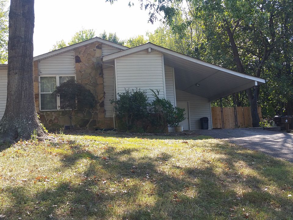 2nd image of 4525 Shane Ln